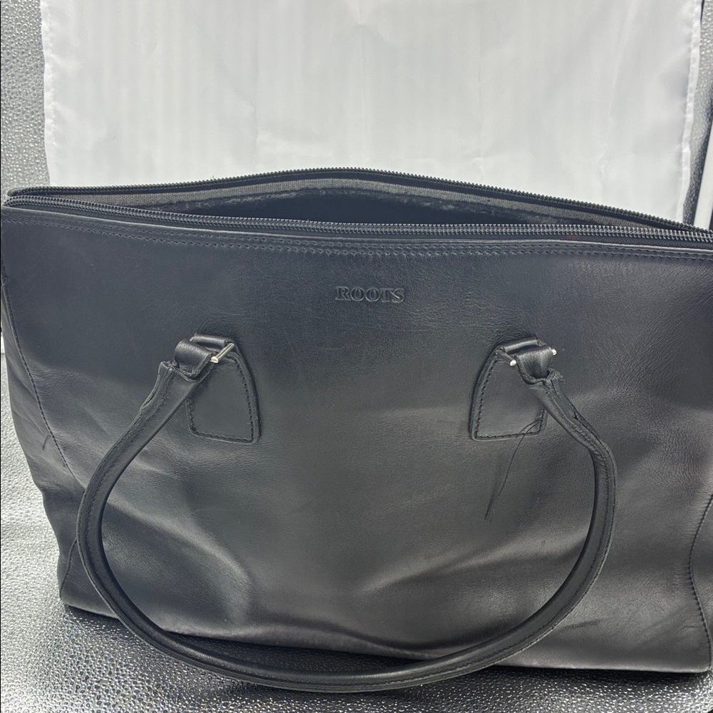Roots Classic Black Leather Tote